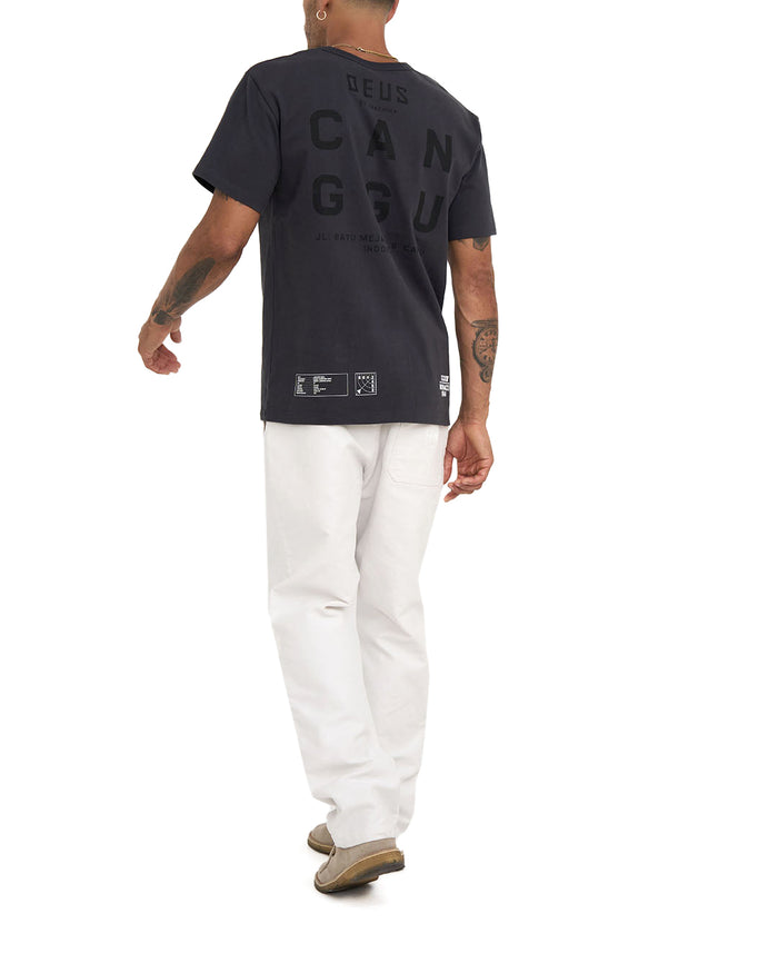 Canggu Address Tee - Anthracite, view 4|Model