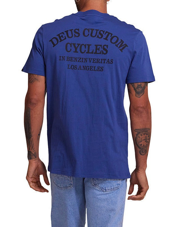 Clutch Tee - Smoke Blue, view 2|Model