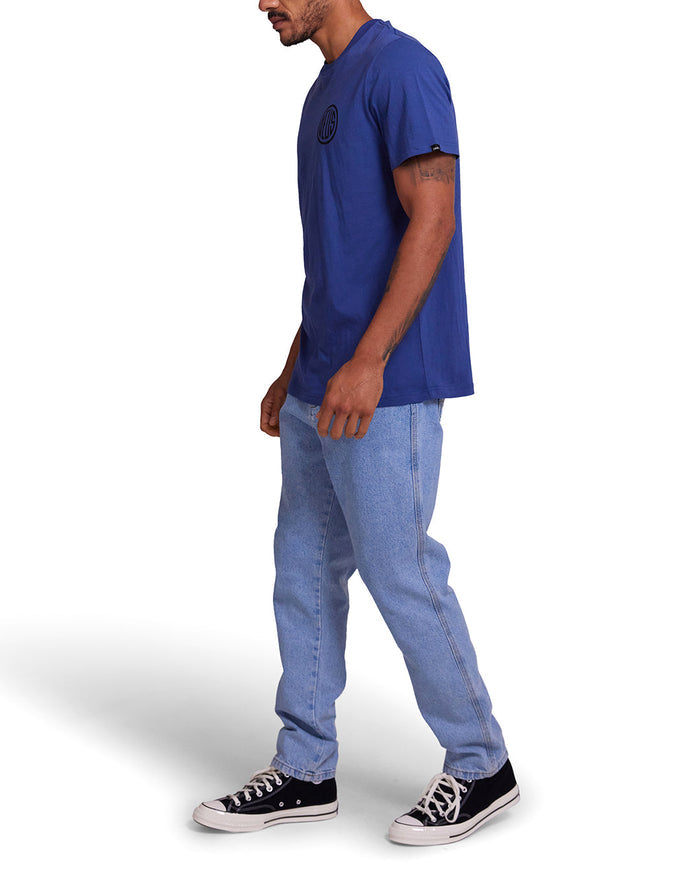 Clutch Tee - Smoke Blue, view 4|Model