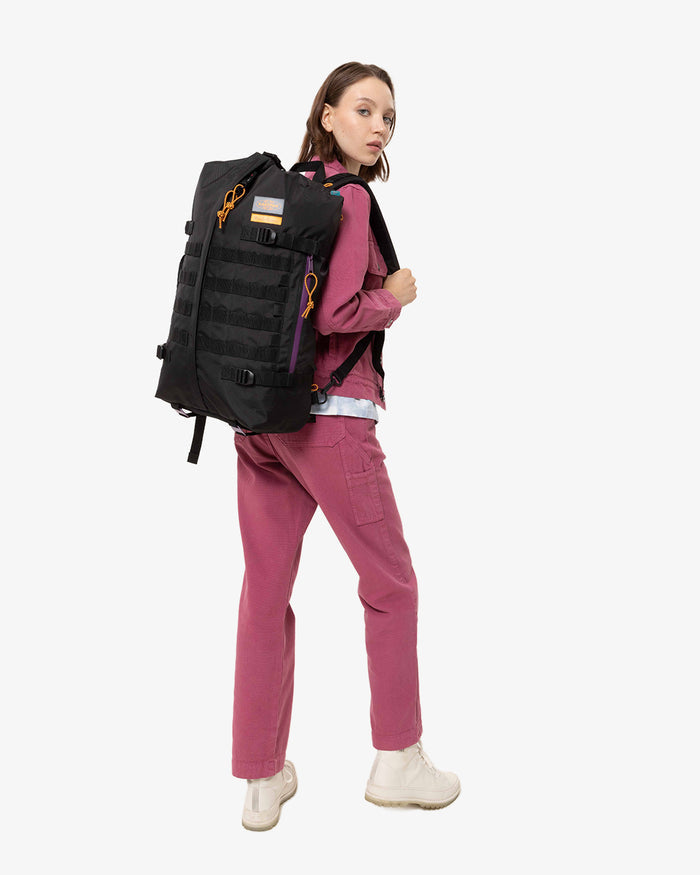 Duffpack - Black, view 2