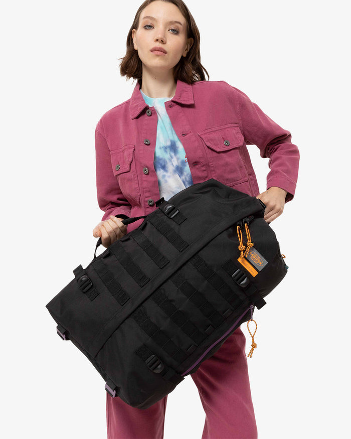 Duffpack - Black, view 3
