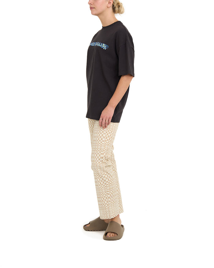 Dxw Fungus Tee - Anthracite, view 3|Model