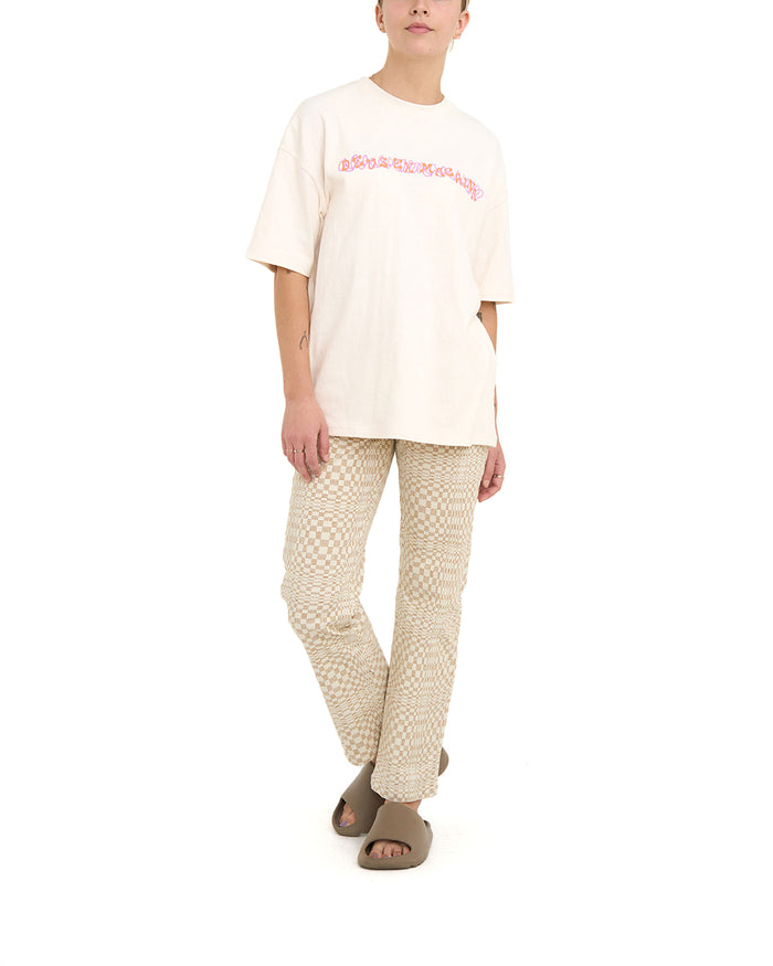 Dxw Fungus Tee - White Sand, view 4|Model