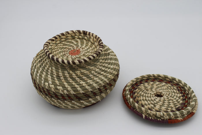 Handcrafted Sabai Grass Bulb-Shaped Container with Lid