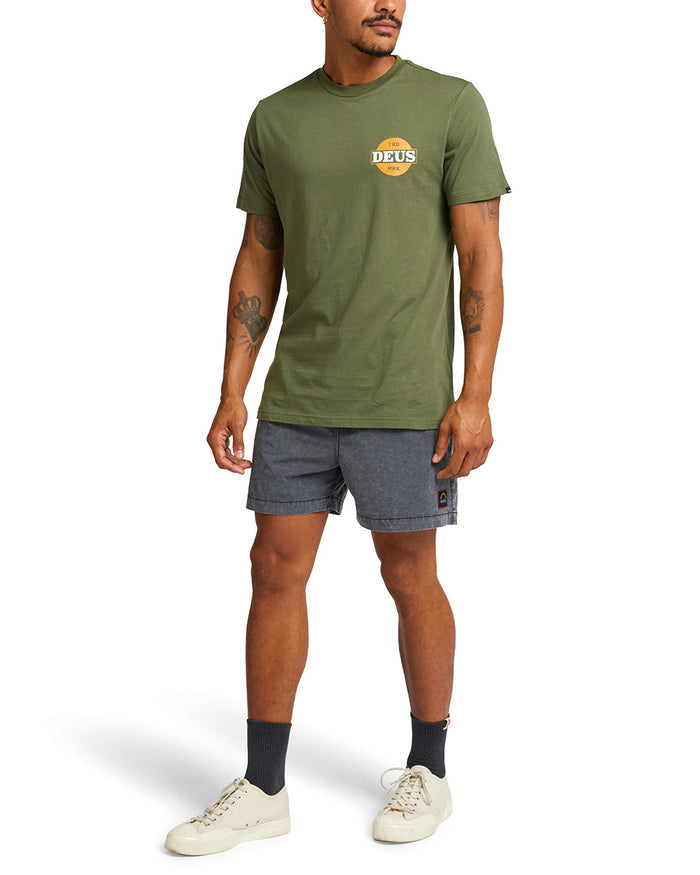 Hot Streak Tee - Loden Green, view 4|Model