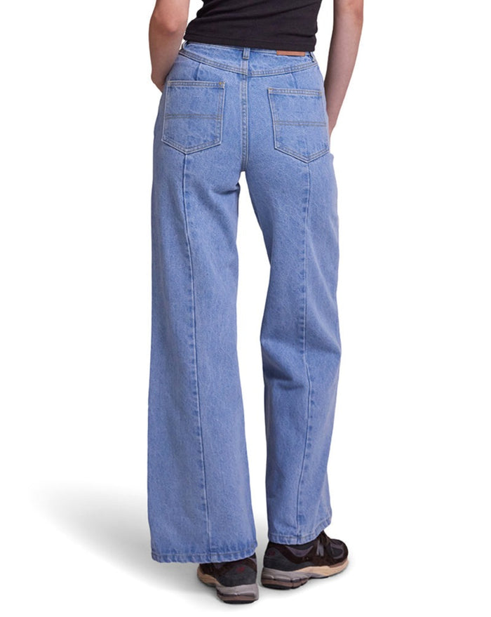 Jiro Jean - Lt Stonewash Indigo, view 2|Model