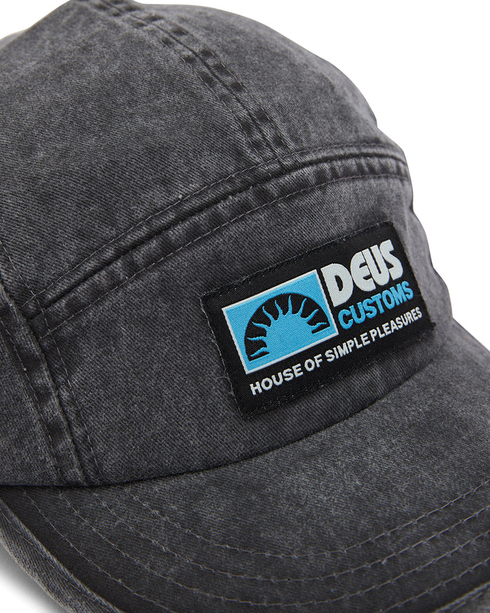 Leisure 5 Panel Cap - Anthracite, view 3|Flatlay