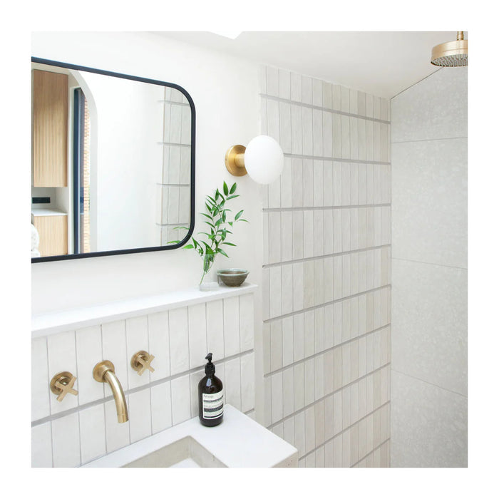 Lochan Wall Light in Brass + Oval