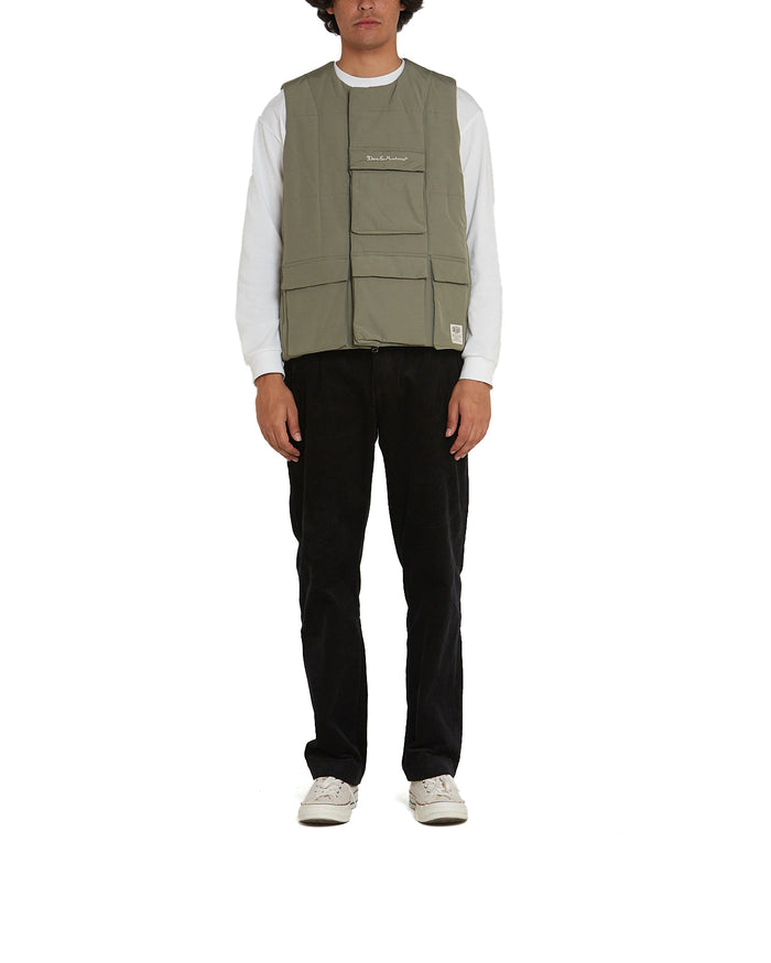 Nomad Vest - Dusty Olive, view 3|Model