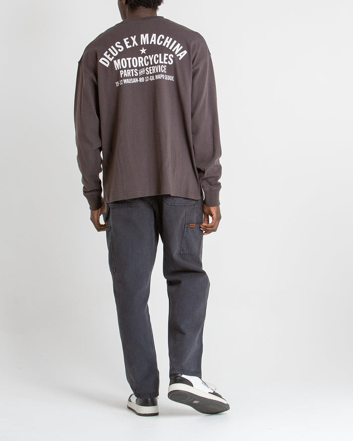 Oversized Venice Long Sleeve Tee - Anthracite, view 2|Model