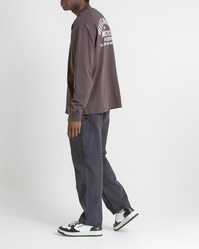 Oversized Venice Long Sleeve Tee - Anthracite, view 3|Model
