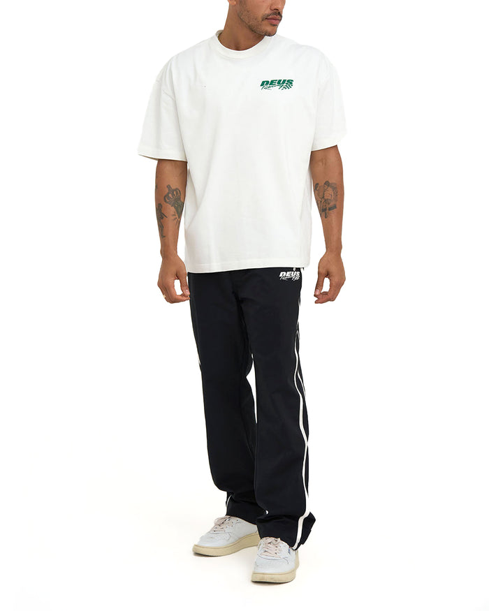 Pro Tee - Vintage White, view 3|Model