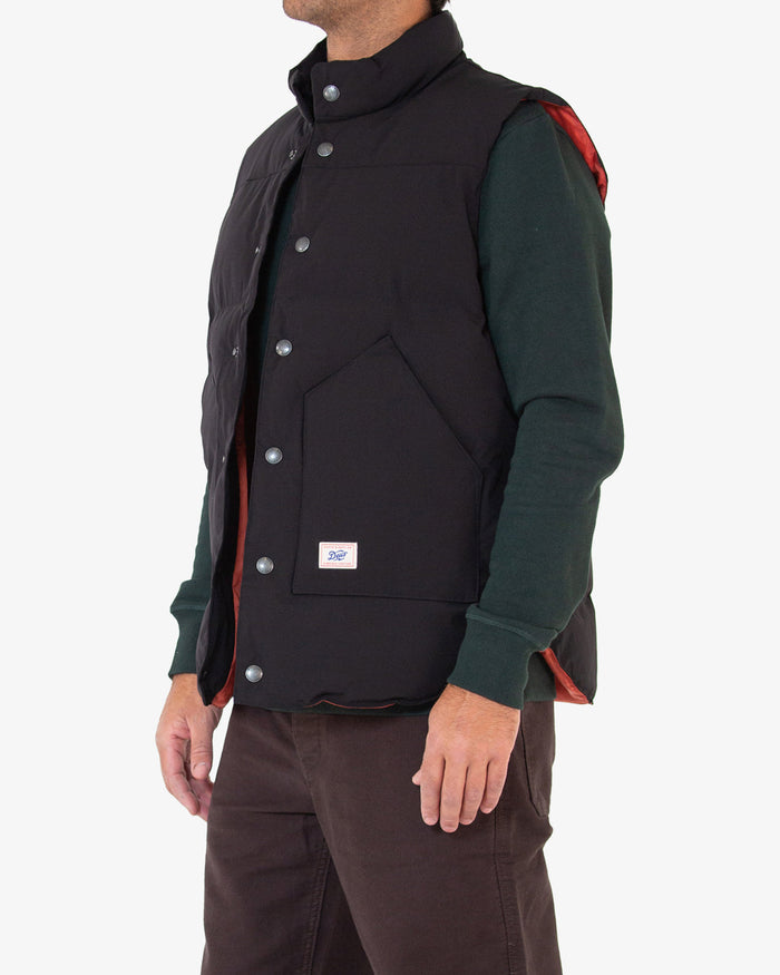Robson Padded Vest (Regular Fit) - Black, view 8