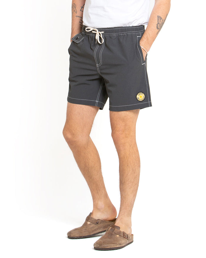Sandbar Short Mesh - Anthracite, view 1|Model