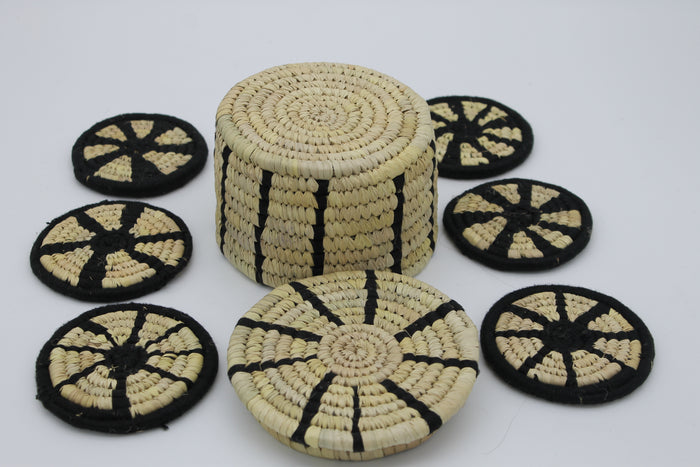 Set of 6 Sabai Grass Coasters in Matching Case - black accent