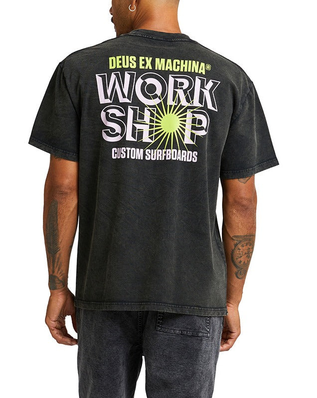 Surf Shop Tee - Anthracite, view 1|Model