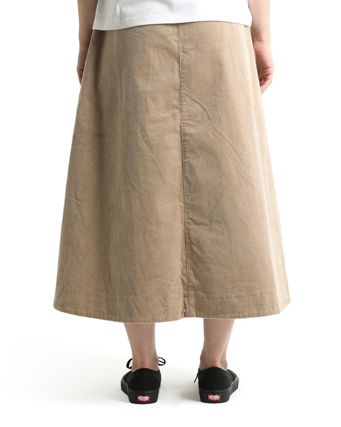 Talecut Skirt - Beige, view 2|Model
