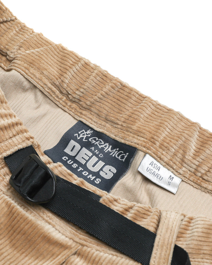 Talecut Skirt - Beige, view 6|Flatlay