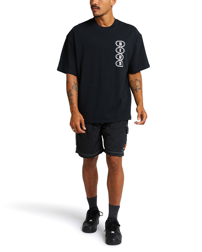 Thread Tee - Black, view 3|Model